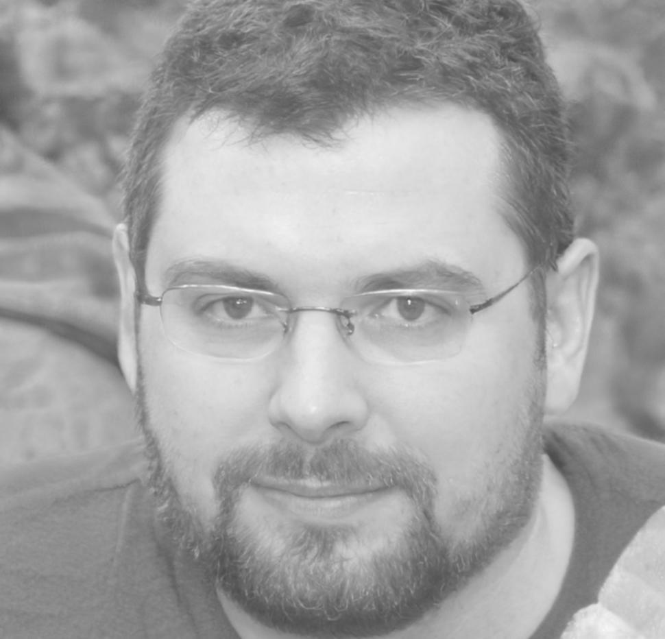 Kazimir Chen, Investment Analyst